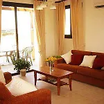 Aura Holiday Villas