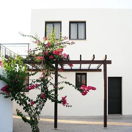 Aura Holiday Villas * Paphos