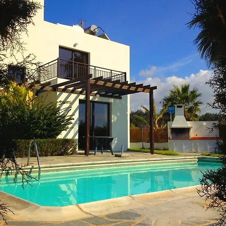 Aura Holiday Villas * Paphos