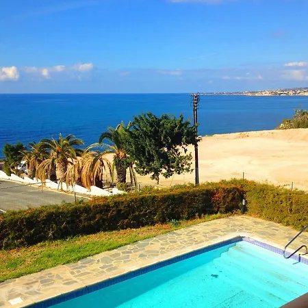 Aura Holiday Villas Villa