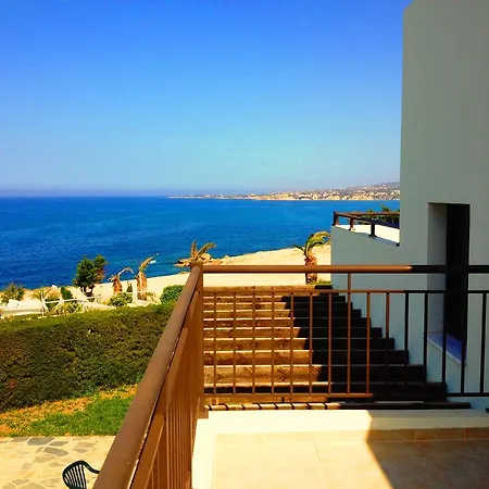 Aura Holiday Villas Paphos