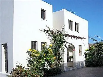 Villa Aura