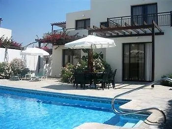 Aura Villa *