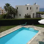 ヴィラ Aura Holiday Villas *